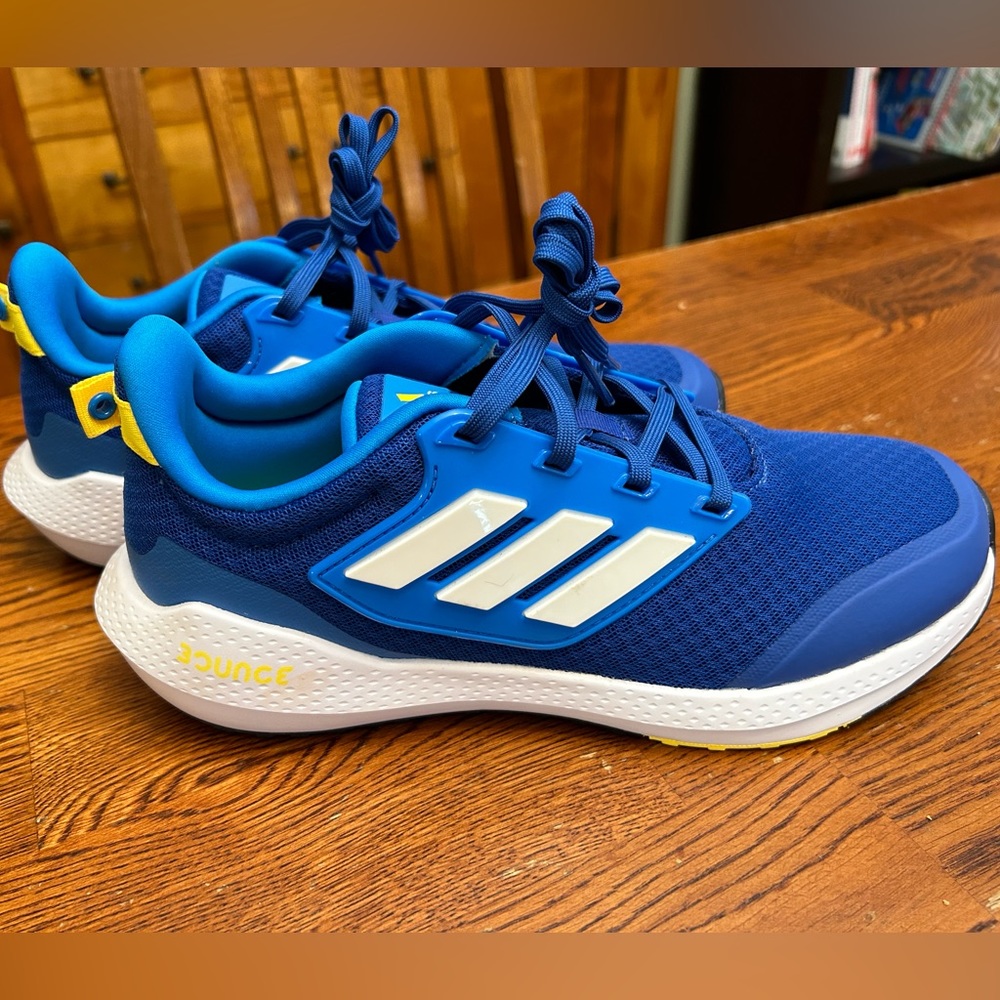 Adidas EQ21 2.0 Bounce Sport lace running shoes, Youth 6.5